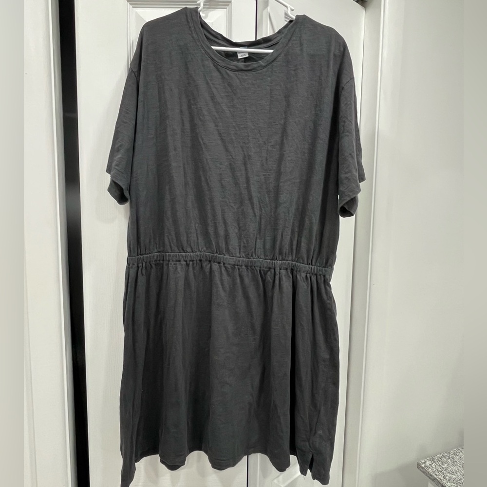 Old Navy Gray Casual Dress